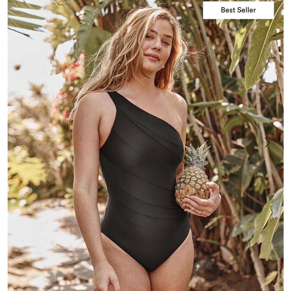 NEW WITH TAGS Summersalt Sidestroke swimsuit - size 4
